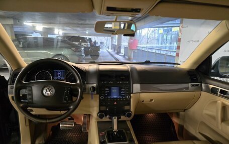 Volkswagen Touareg III, 2005 год, 1 200 000 рублей, 13 фотография