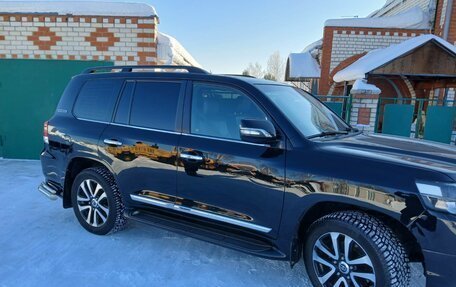 Toyota Land Cruiser 200, 2018 год, 8 100 000 рублей, 5 фотография