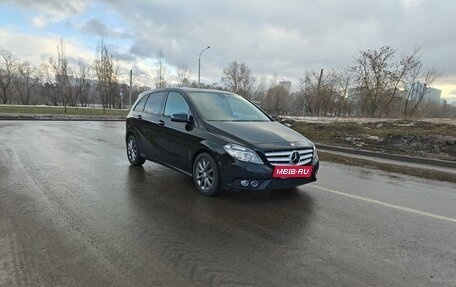 Mercedes-Benz B-Класс, 2012 год, 1 050 000 рублей, 4 фотография