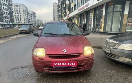 Renault Clio III, 2001 год, 175 000 рублей, 4 фотография