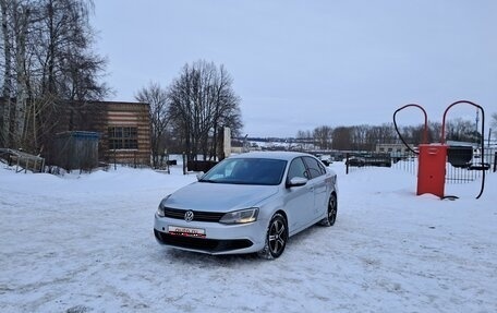 Volkswagen Jetta VI, 2011 год, 810 000 рублей, 1 фотография