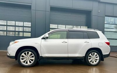 Toyota Highlander III, 2012 год, 2 200 000 рублей, 1 фотография