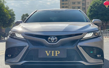 Toyota Camry, 2022 год, 2 952 000 рублей, 2 фотография