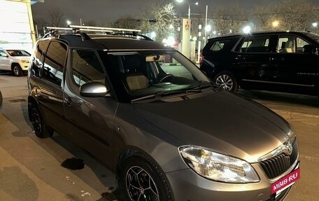 Skoda Roomster, 2012 год, 950 000 рублей, 5 фотография