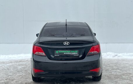 Hyundai Solaris II рестайлинг, 2015 год, 800 000 рублей, 6 фотография