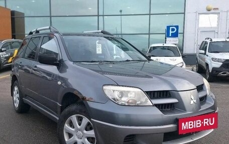 Mitsubishi Outlander III рестайлинг 3, 2008 год, 569 000 рублей, 3 фотография