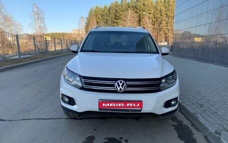 Volkswagen Tiguan I, 2012 год, 1 440 000 рублей, 2 фотография