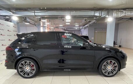 Porsche Cayenne III, 2017 год, 6 700 000 рублей, 6 фотография