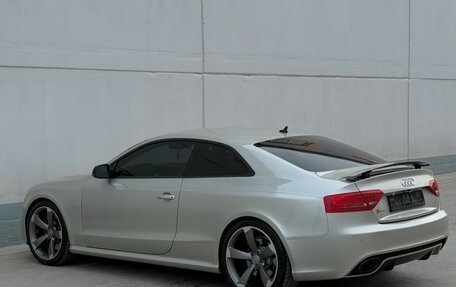 Audi RS 5, 2011 год, 2 450 000 рублей, 5 фотография