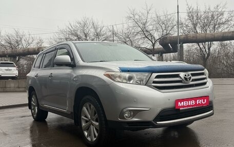 Toyota Highlander III, 2012 год, 2 200 000 рублей, 8 фотография