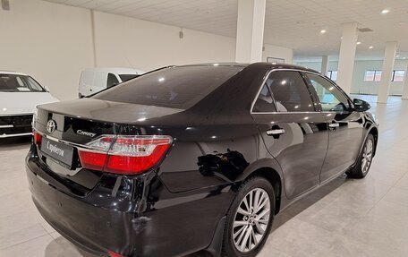 Toyota Camry, 2016 год, 2 450 000 рублей, 2 фотография