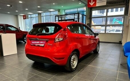 Ford Fiesta, 2015 год, 935 000 рублей, 4 фотография