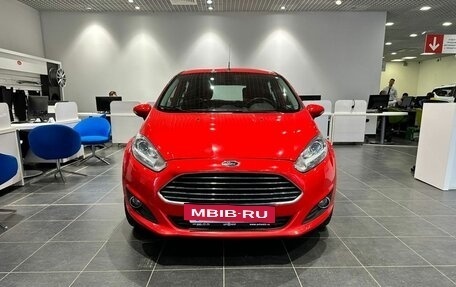 Ford Fiesta, 2015 год, 935 000 рублей, 2 фотография