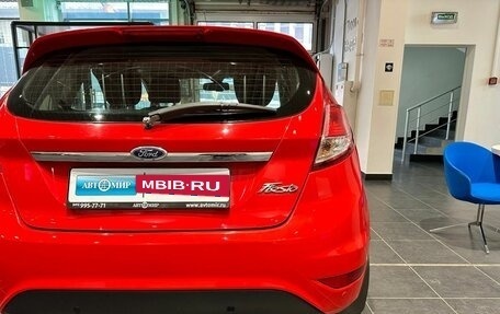 Ford Fiesta, 2015 год, 935 000 рублей, 9 фотография