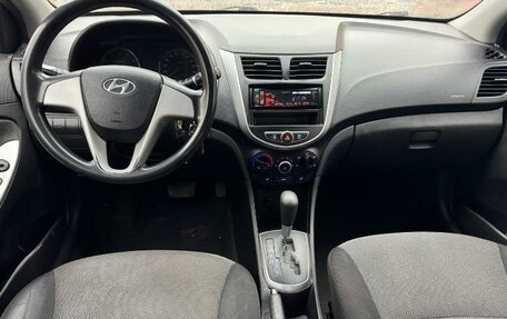 Hyundai Solaris II рестайлинг, 2013 год, 435 000 рублей, 6 фотография