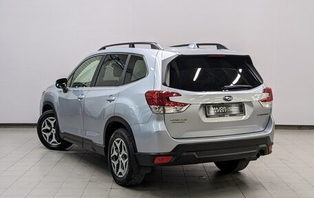 Subaru Forester, 2018 год, 2 855 000 рублей, 7 фотография