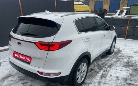 KIA Sportage IV рестайлинг, 2018 год, 2 200 000 рублей, 5 фотография