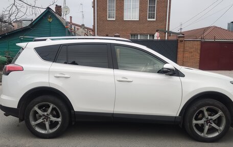 Toyota RAV4, 2015 год, 2 500 000 рублей, 30 фотография