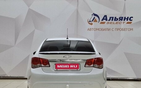 Chevrolet Cruze II, 2013 год, 800 000 рублей, 4 фотография