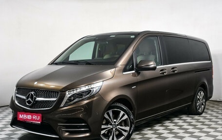 Mercedes-Benz V-Класс, 2016 год, 4 568 000 рублей, 1 фотография