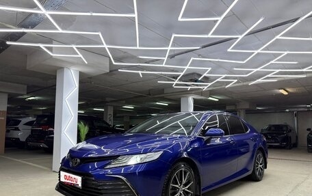 Toyota Camry, 2021 год, 3 800 000 рублей, 1 фотография