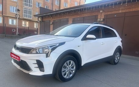 KIA Rio IV, 2021 год, 1 700 000 рублей, 1 фотография