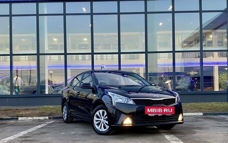 KIA Rio IV, 2020 год, 1 800 000 рублей, 3 фотография