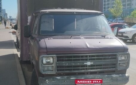 Chevrolet Van, 1988 год, 750 000 рублей, 1 фотография