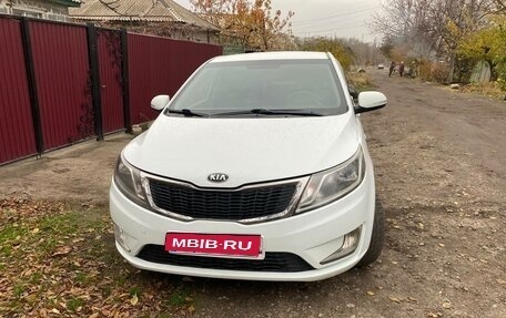 KIA Rio III рестайлинг, 2014 год, 1 000 000 рублей, 1 фотография