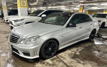 Mercedes-Benz E-Класс, 2011 год, 1 750 000 рублей, 1 фотография