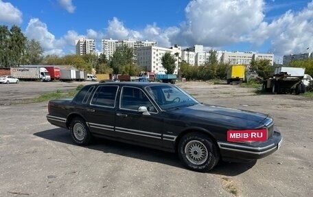 Lincoln Town Car II, 1992 год, 1 600 000 рублей, 1 фотография