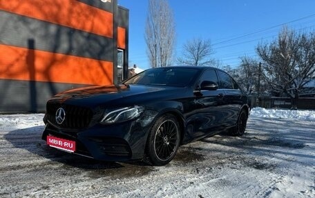 Mercedes-Benz E-Класс, 2018 год, 2 990 000 рублей, 1 фотография