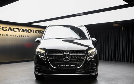 Mercedes-Benz V-Класс, 2024 год, 17 980 000 рублей, 2 фотография