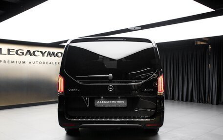 Mercedes-Benz V-Класс, 2024 год, 17 980 000 рублей, 6 фотография