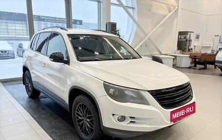 Volkswagen Tiguan I, 2010 год, 865 000 рублей, 3 фотография