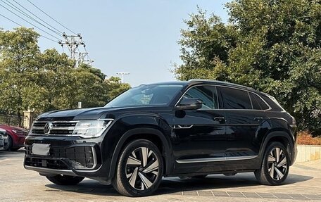 Volkswagen Teramont I, 2022 год, 3 885 000 рублей, 1 фотография