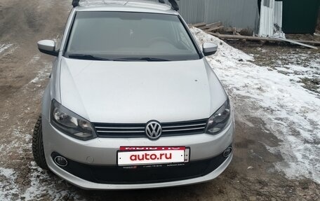 Volkswagen Polo VI (EU Market), 2011 год, 860 000 рублей, 1 фотография