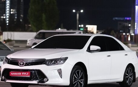 Toyota Camry, 2014 год, 1 850 000 рублей, 1 фотография