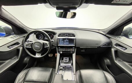 Jaguar F-Pace, 2018 год, 3 500 000 рублей, 7 фотография