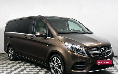 Mercedes-Benz V-Класс, 2016 год, 4 568 000 рублей, 3 фотография