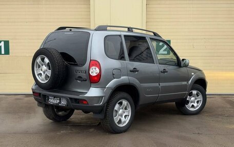 Chevrolet Niva I рестайлинг, 2010 год, 490 000 рублей, 2 фотография