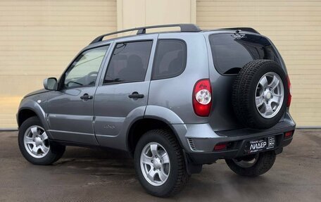 Chevrolet Niva I рестайлинг, 2010 год, 490 000 рублей, 4 фотография