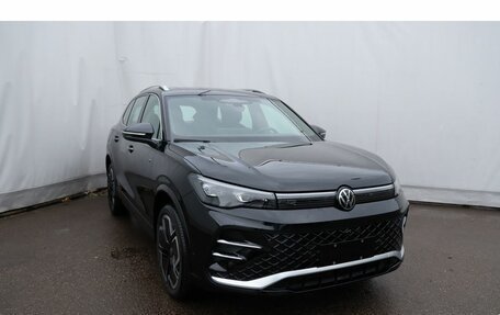 Volkswagen Tiguan, 2024 год, 6 338 900 рублей, 10 фотография