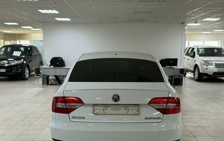 Skoda Superb III рестайлинг, 2013 год, 999 000 рублей, 6 фотография