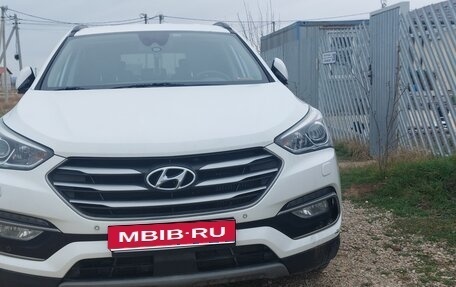 Hyundai Santa Fe III рестайлинг, 2018 год, 2 650 000 рублей, 1 фотография