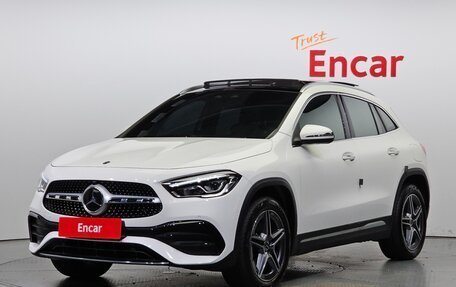 Mercedes-Benz GLA, 2022 год, 3 389 000 рублей, 1 фотография