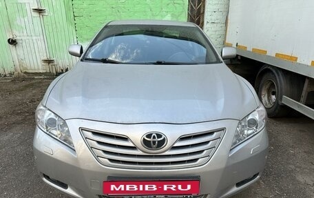 Toyota Camry, 2008 год, 615 000 рублей, 1 фотография