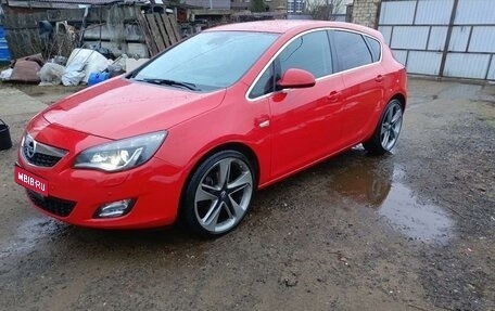 Opel Astra J, 2010 год, 1 100 000 рублей, 1 фотография