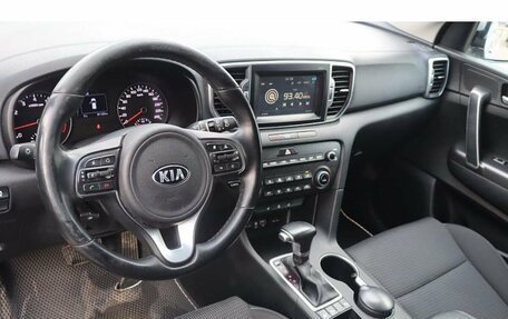 KIA Sportage IV рестайлинг, 2018 год, 2 058 000 рублей, 6 фотография