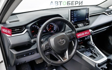 Toyota RAV4, 2020 год, 3 803 000 рублей, 12 фотография